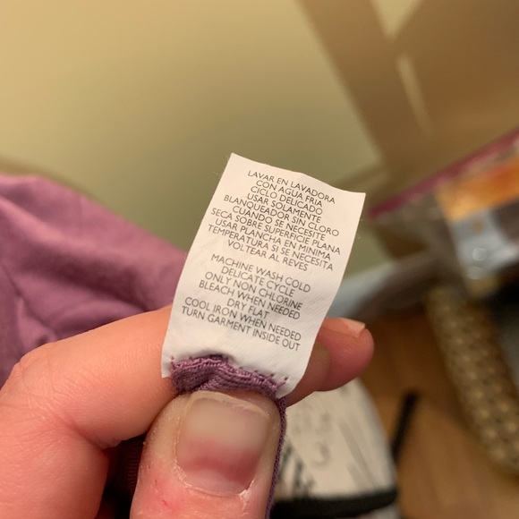 Daisey Fuentes - Purple Top - Picture 5 of 5